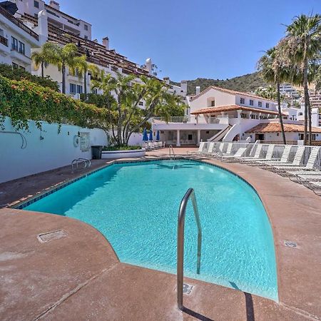 Quiet Avalon Getaway Villa With Ocean View And Balcony Екстериор снимка