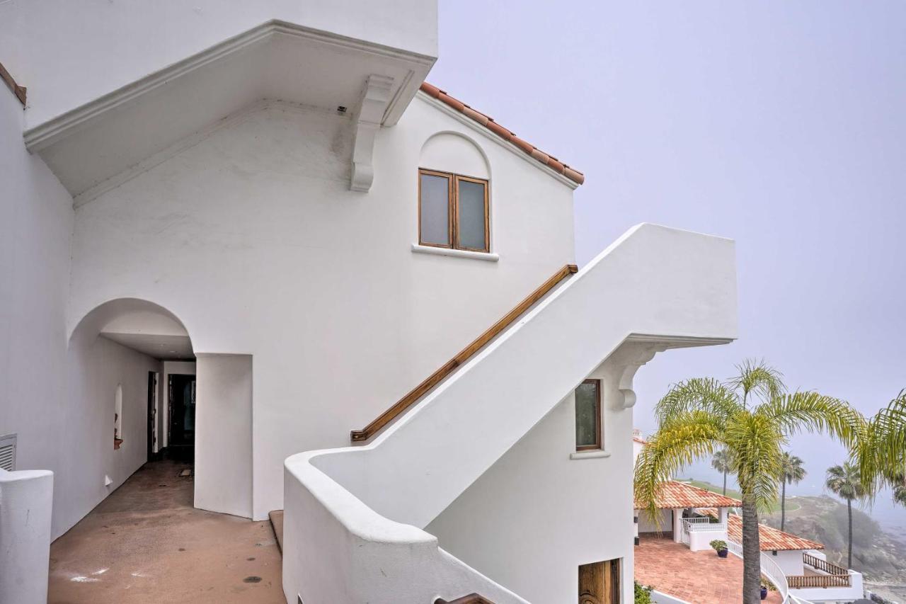 Quiet Avalon Getaway Villa With Ocean View And Balcony Екстериор снимка